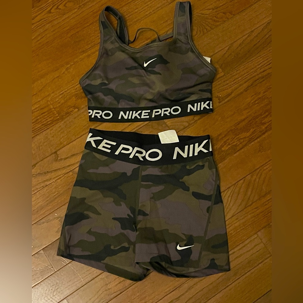 Nike pro bra and short set